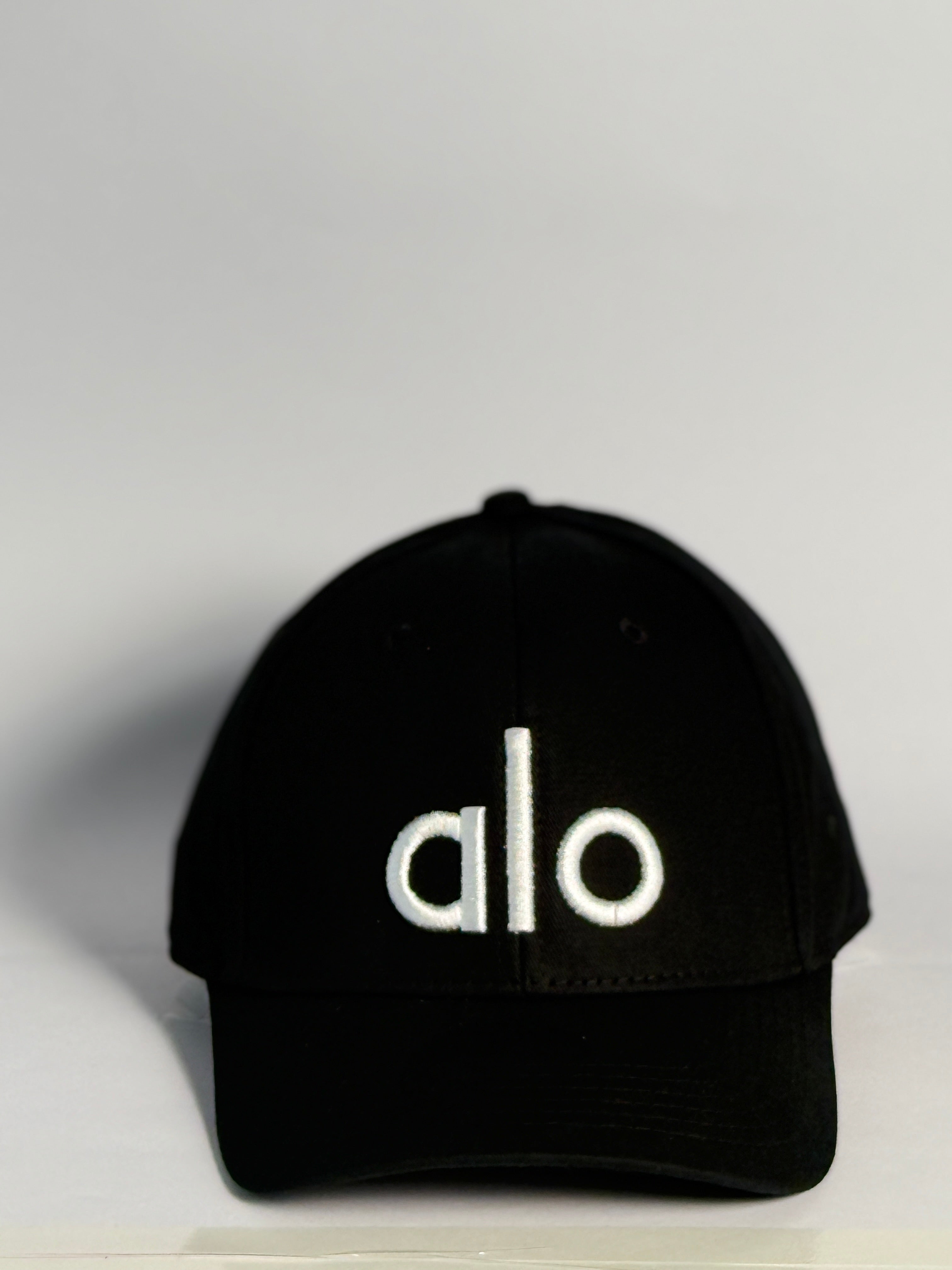 Final Mark Classic Black Cap