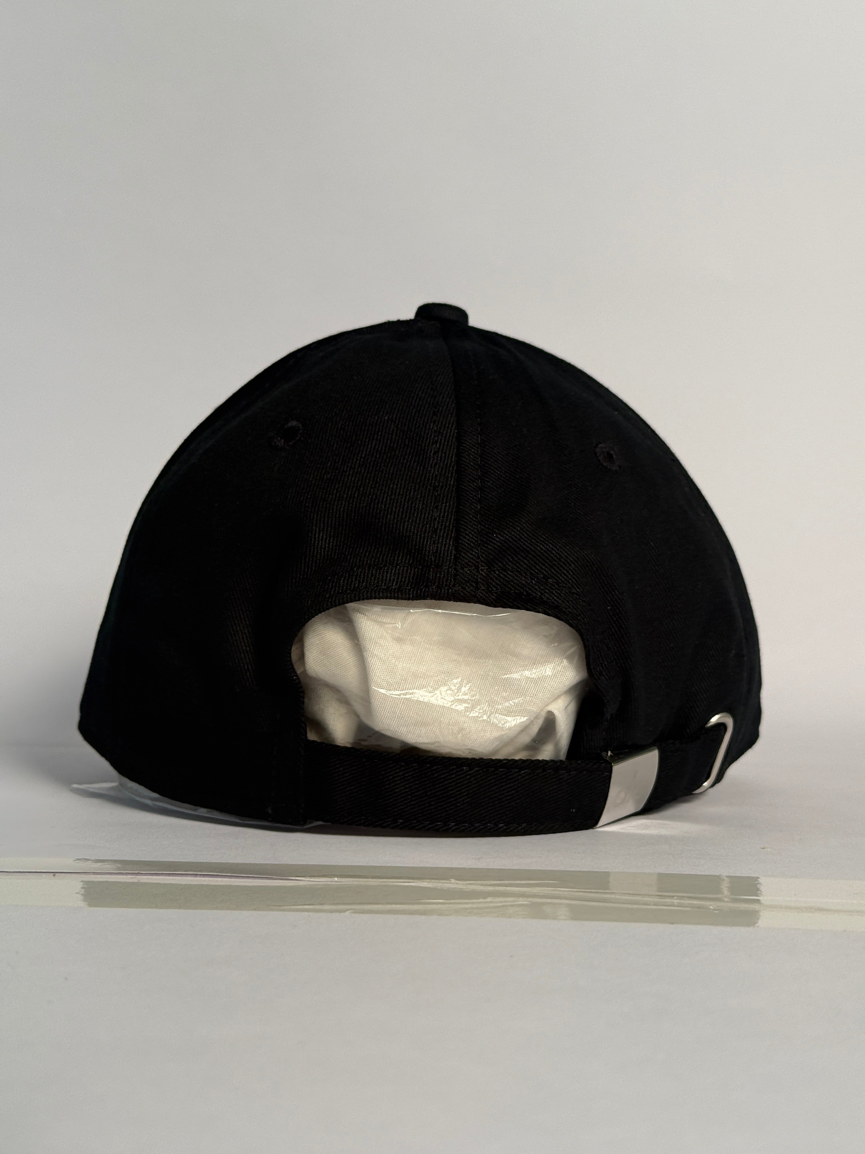 Final Mark Classic Black Cap